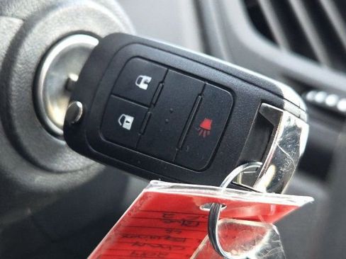 Used 2014 Chevrolet Equinox LS image 24