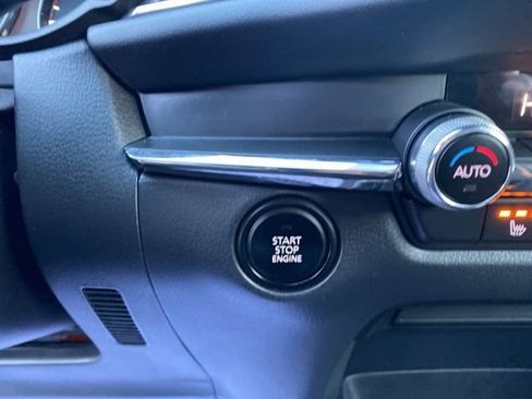 Used 2022 MAZDA CX-30 AWD 2.5 S w/ Premium Package image 35