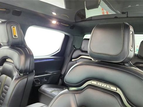 Used 2024 Rivian R1T Adventure image 34