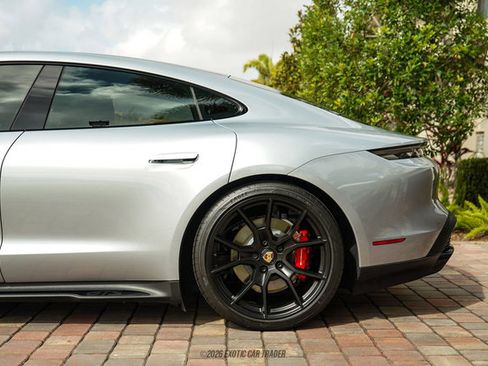 Used 2024 Porsche Taycan GTS image 5