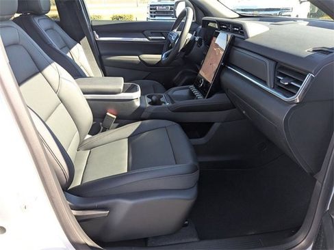 New 2026 GMC Terrain Elevation w/ Elevation Premium Package image 36