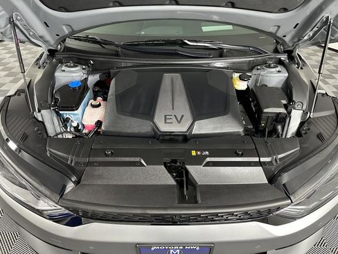 Used 2024 Kia EV6 GT-Line w/ GT-Line White Seat Package image 44