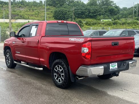 Used 2018 Toyota Tundra SR5 w/ TRD Off Road Package AWD/4WD image 5