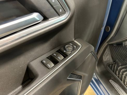 Used 2025 GMC Sierra 1500 Elevation image 12