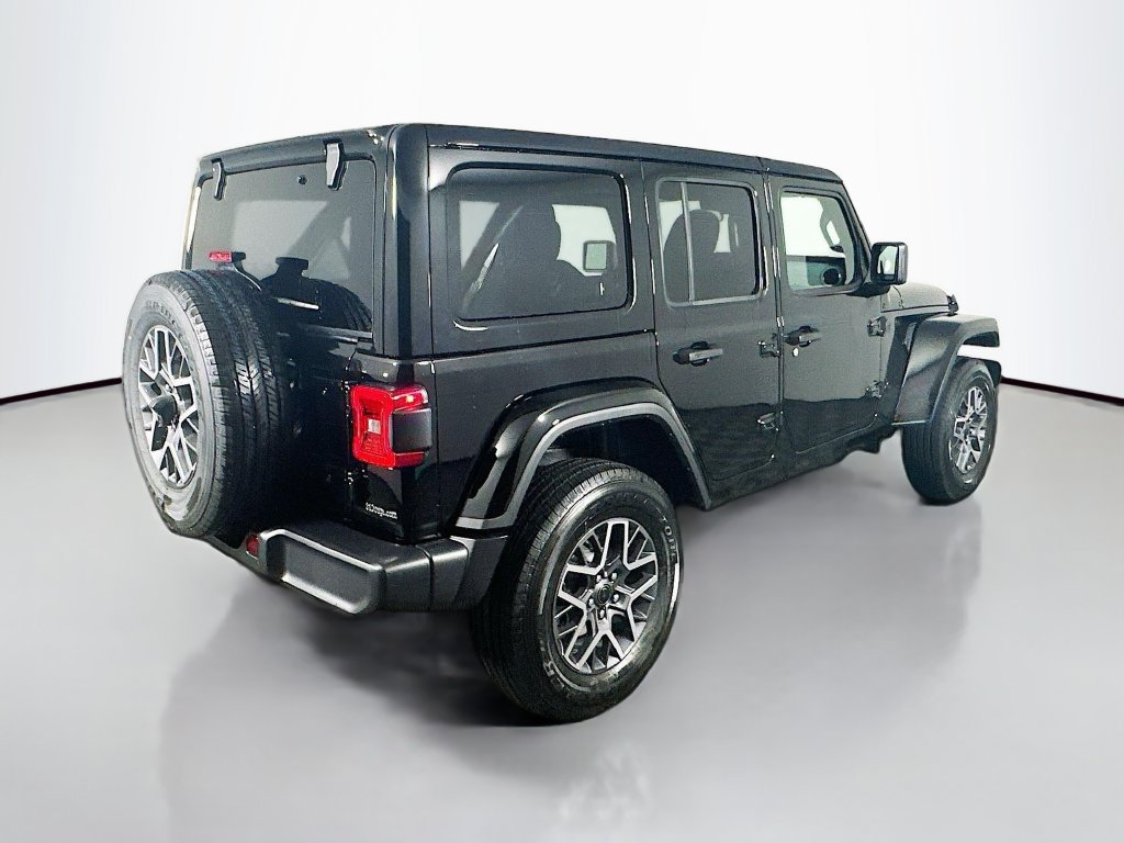 New 2025 Jeep Wrangler Unlimited Sahara AWD/4WD image 7