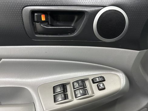 Used 2006 Toyota Tacoma 4x4 Double Cab image 17