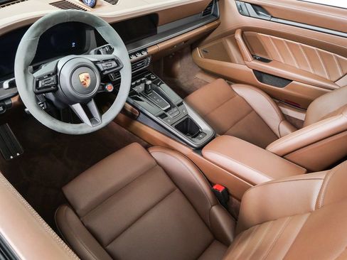 Certified 2026 Porsche 911 Carrera 4 GTS AWD/4WD image 27