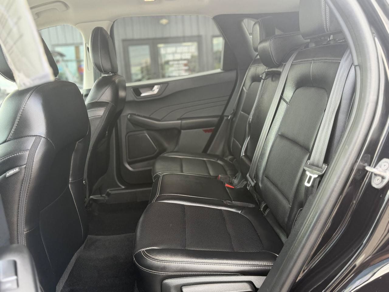 Used 2022 Ford Escape SEL AWD/4WD image 16
