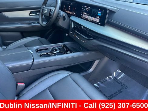 Used 2025 Nissan Murano SL w/ Cargo Package AWD/4WD image 19