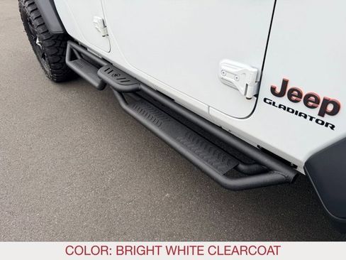 Certified 2021 Jeep Gladiator Mojave image 9
