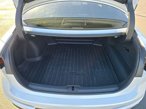 Used 2026 Toyota Crown Platinum image 14