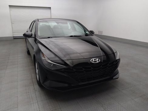 Used 2023 Hyundai Elantra SE w/ Cargo Package FWD image 14