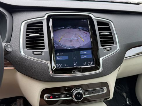 Used 2019 Volvo XC90 T5 Momentum w/ Protection Package Premier FWD image 21