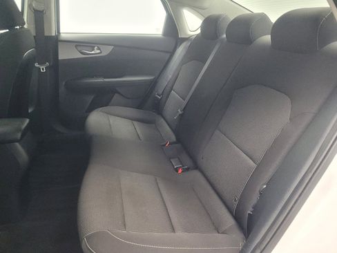 Used 2020 Kia Forte LXS image 18