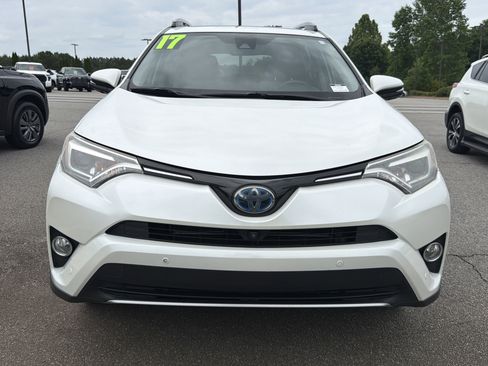Used 2017 Toyota RAV4 Limited AWD/4WD image 2