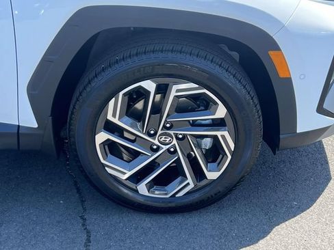 Certified 2026 Hyundai Tucson Limited AWD/4WD image 8