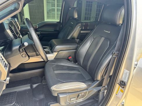 Used 2016 Ford F150 Platinum w/ Equipment Group 701A Luxury AWD/4WD image 13