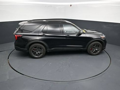 Used 2025 Ford Explorer ST-Line w/ ST-Line Street Pack AWD/4WD image 50
