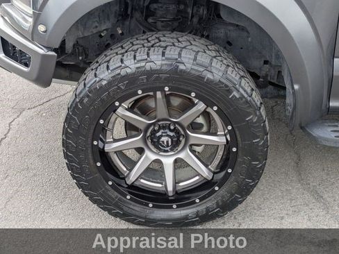 Used 2018 Ford F150 Raptor w/ Equipment Group 802A Luxury AWD/4WD image 14