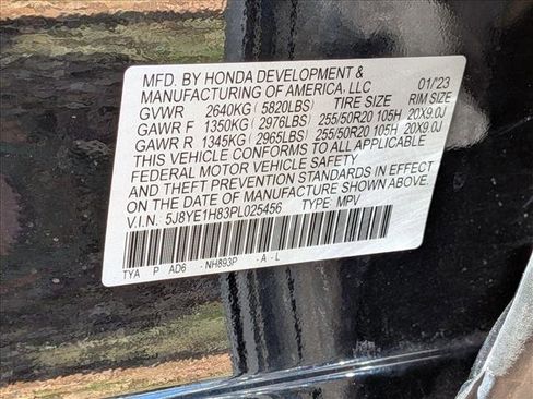 Used 2023 Acura MDX SH-AWD w/ Advance Package image 19