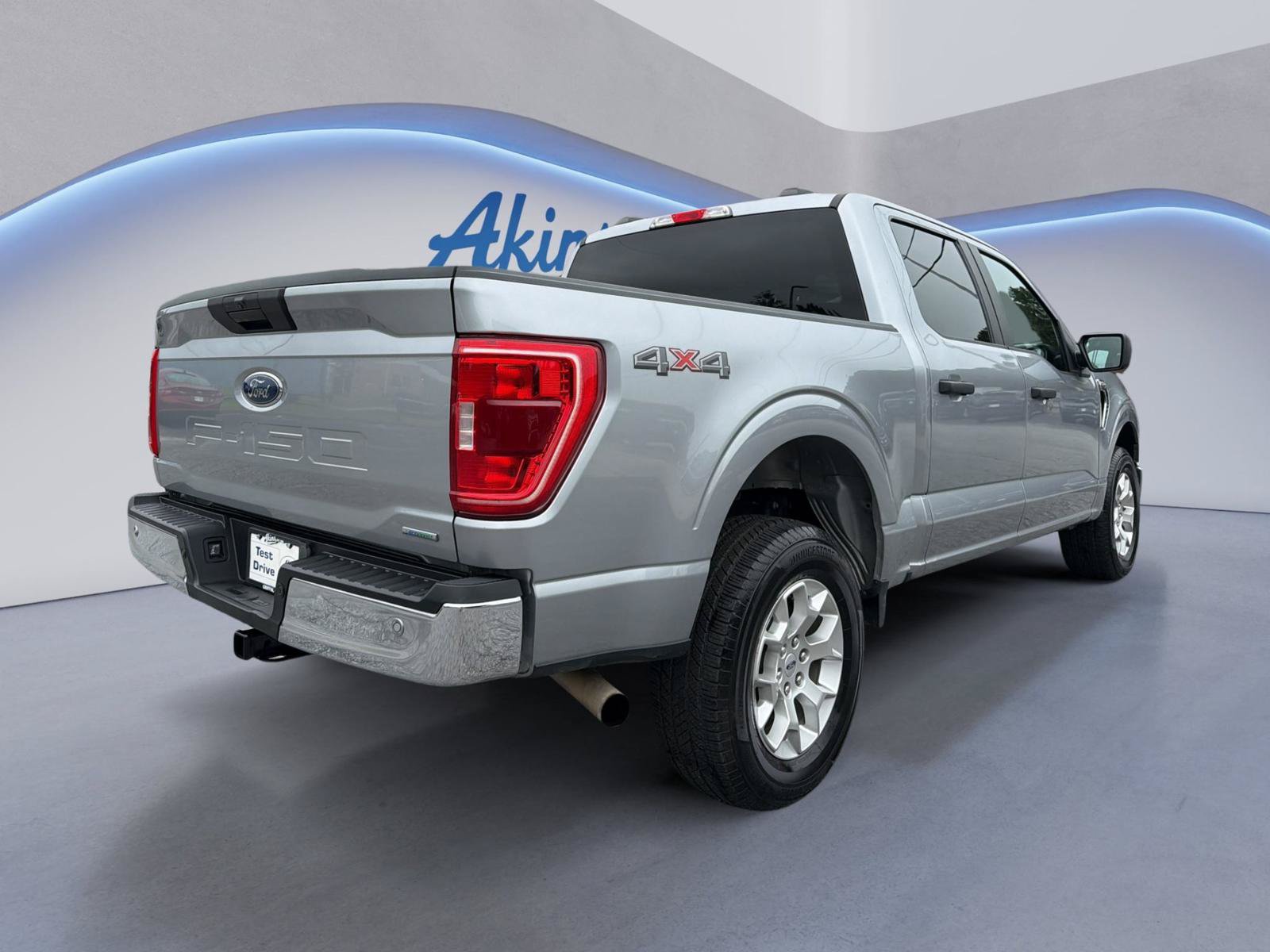 Used 2023 Ford F150 XLT AWD/4WD image 7