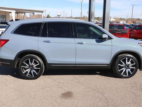 Used 2022 Honda Pilot Touring image 8