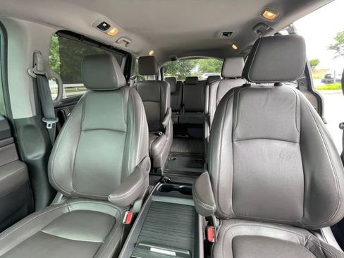 Used 2021 Honda Odyssey EX-L image 12