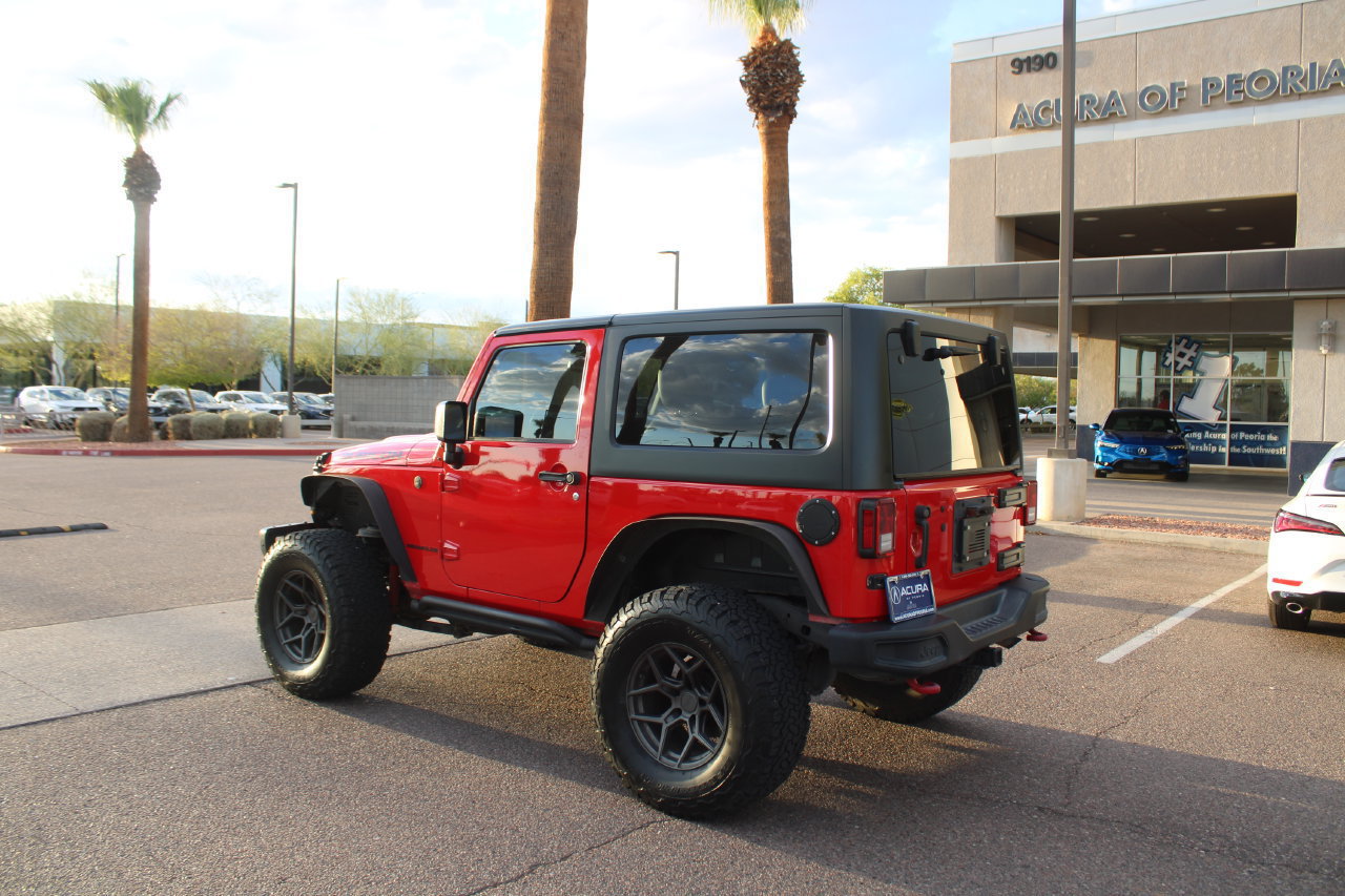 Used 2017 Jeep Wrangler Rubicon AWD/4WD image 3