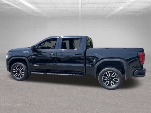Used 2025 GMC Sierra 1500 AT4 w/ AT4 Premium Package AWD/4WD image 10