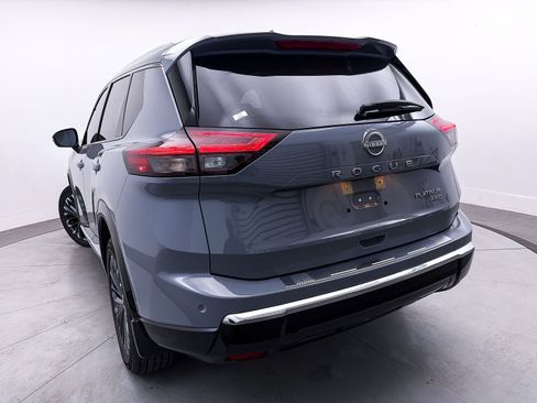 Used 2024 Nissan Rogue Platinum w/ Platinum Premium Package AWD/4WD image 10
