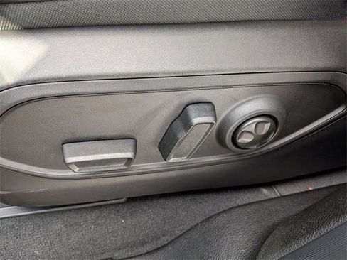 New 2025 Jeep Grand Cherokee L Limited image 8