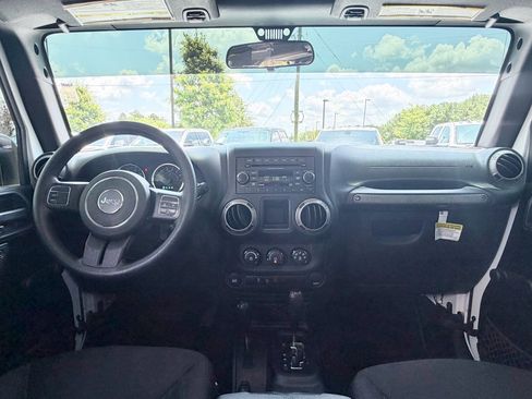 Used 2017 Jeep Wrangler Unlimited Sport AWD/4WD image 13