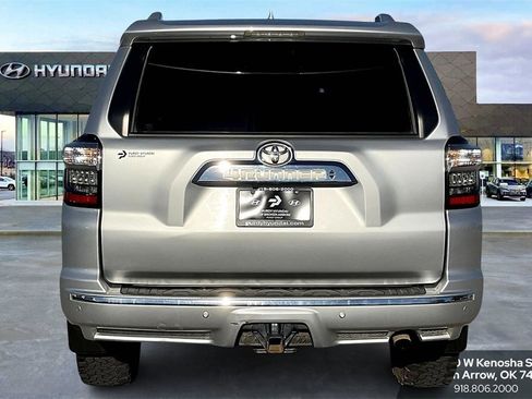 Used 2022 Toyota 4Runner Limited image 4