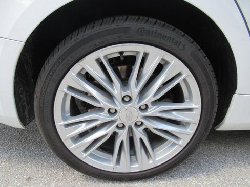 Used 2026 Cadillac CT4 Premium Luxury RWD image 9