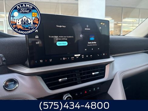 Used 2025 Ford Explorer Active w/ Active Comfort Package image 8