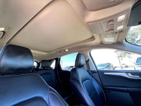 Certified 2020 Ford Escape SE Sport image 28