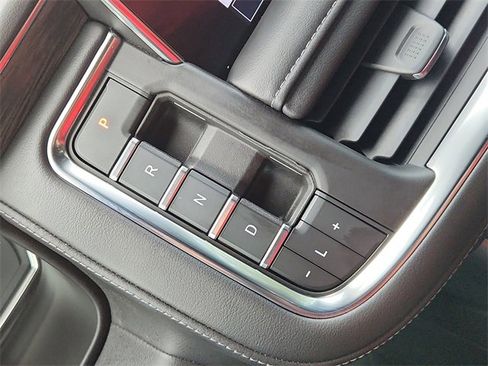 Used 2021 Chevrolet Tahoe LT image 15