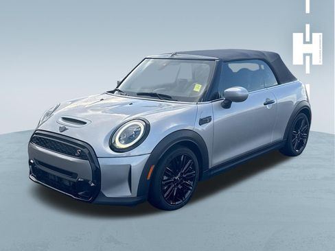 Used 2024 MINI Cooper S w/ Signature Upholstery Package FWD image 3