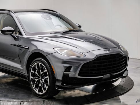 Used 2023 Aston Martin DBX 707 image 25