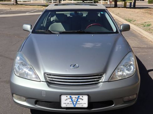 Used 2004 Lexus ES 330 FWD image 12