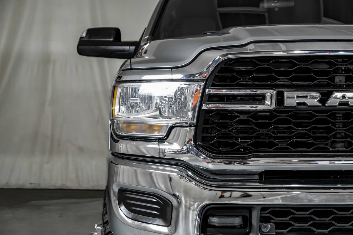 Used 2022 RAM 3500 Tradesman AWD/4WD image 38