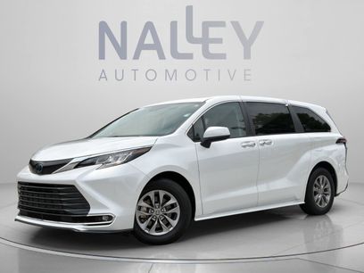 Used 2023 Toyota Sienna XLE