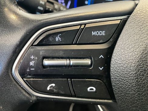 Used 2019 Hyundai Santa Fe Limited FWD image 19