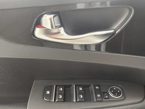 Used 2023 Kia Forte GT-Line FWD image 18