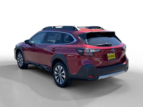 Used 2024 Subaru Outback Limited AWD/4WD image 3