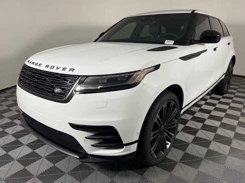 Used 2026 Land Rover Range Rover Velar Dynamic SE AWD/4WD image 3