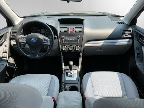 Used 2014 Subaru Forester 2.5i AWD/4WD image 10