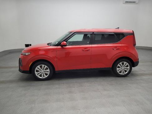 Used 2020 Kia Soul LX image 2