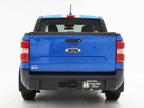 Used 2022 Ford Maverick XL image 7