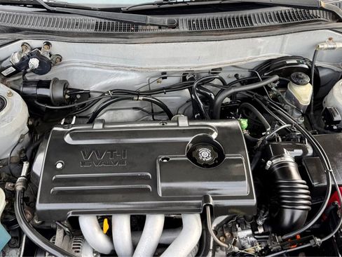 Used 2001 Toyota Corolla LE image 15